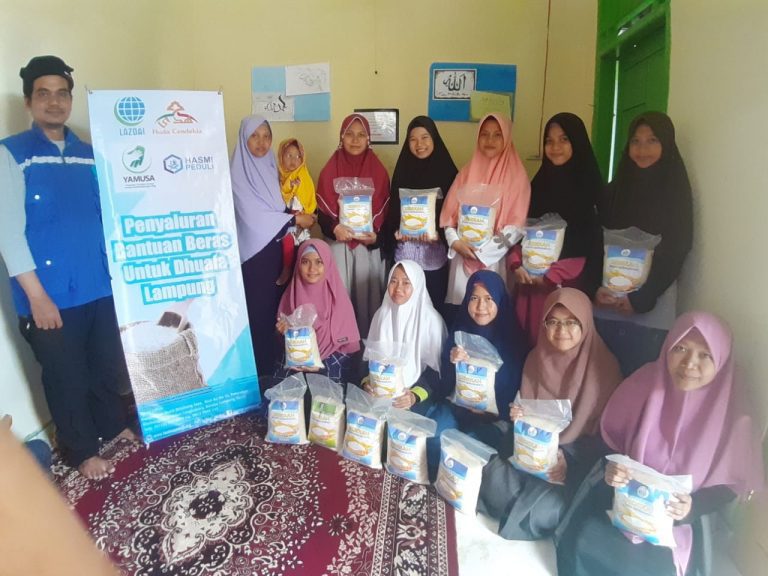 Melalui LAZDAI, lembaga HASMI dan Yamusa salurkan 800 kg beras dan 250 mushaf Al-Qur’an untuk kaum dhu’afa dan ponpes Al Qur’an di Lampung