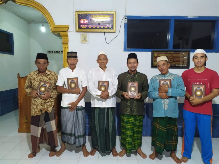 Wakaf Qur’an LAZDAI untuk Masjid di Lampung