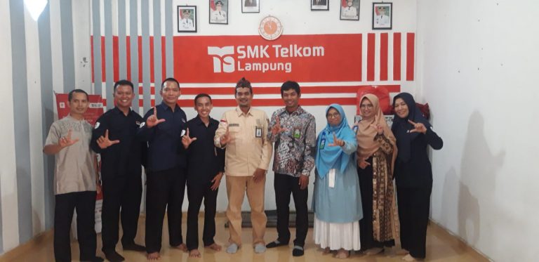 Kolaborasi LAZDAI feat SMK TELKOM LAMPUNG