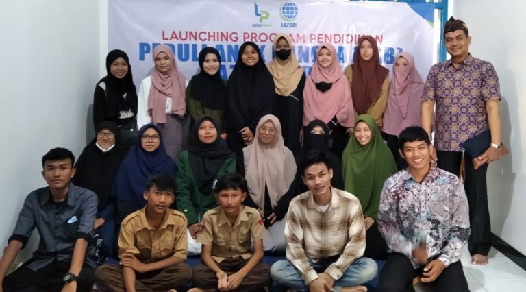 LAZDAI Peduli Berikan Beasiswa Untuk Anak Bangsa