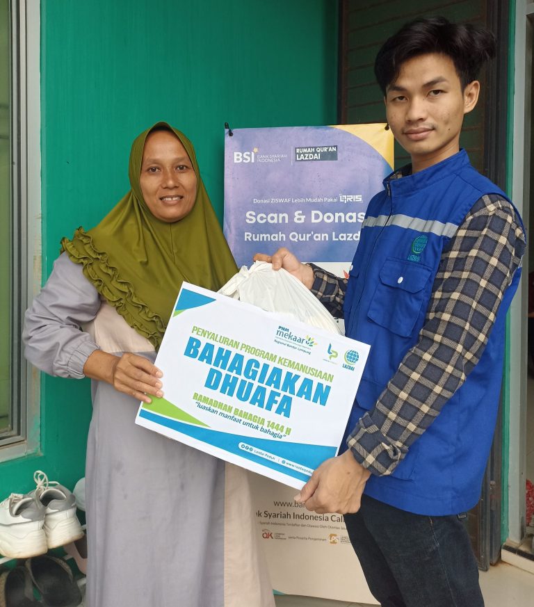 PNM Mekaar Lampung Berbagi Paket Ramadhan Bahagia