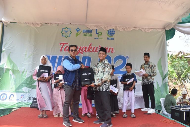 Bersama YBM BRILiaN, LAZDAI PEDULI Berikan Kebahagiaan Anak Yatim