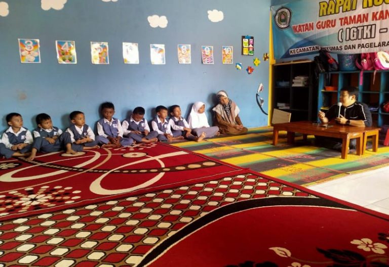 Safari Dongeng “Cinta Palestina” Meriah di TKIT Fityah Mandiri, Pringsewu