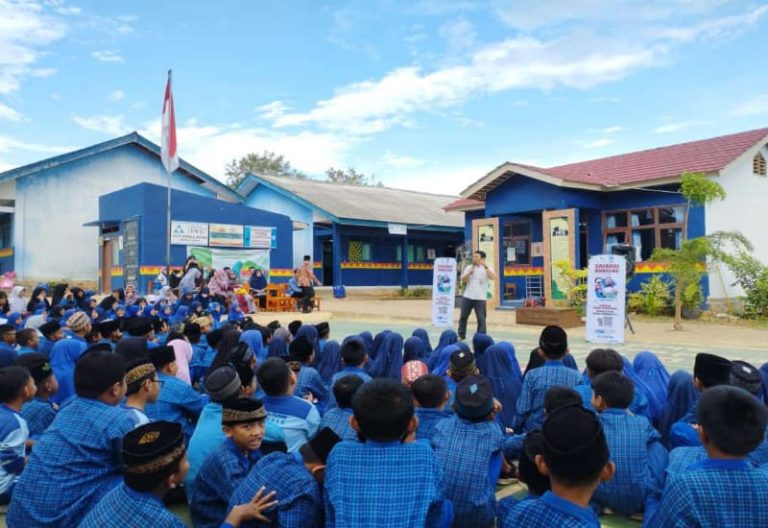 Safari Dongeng LAZDAI Lampung di SDIT Asmaul Husna Menginspirasi Anak-Anak