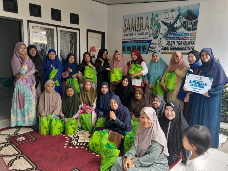 Perumahan Bukit Bilabong Terima Puluhan Paket Sembako Idul Fitri LAZDAI Peduli